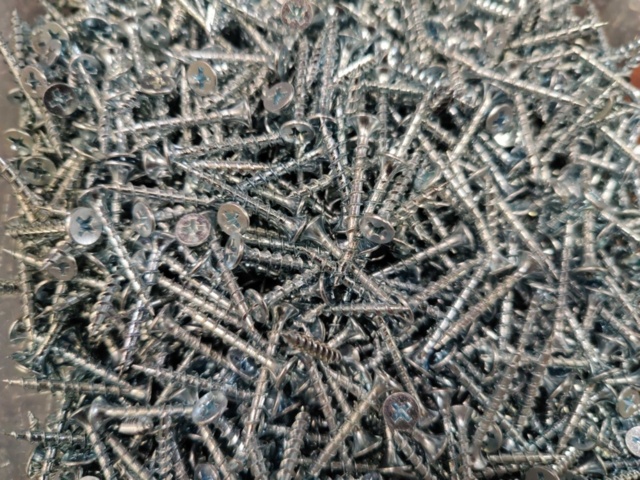 1476673-6 6000 pcs Drywall screws