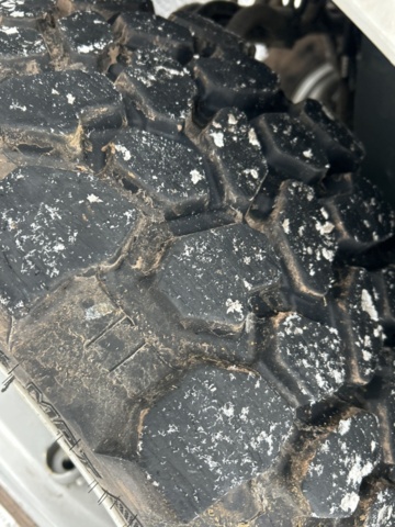 1454809-27 Kompaktlastare Kramer 5040 med skopa, gafflar, vikplog & sandspridare