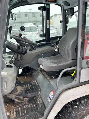 1454809-9 Kompaktlastare Kramer 5040 med skopa, gafflar, vikplog & sandspridare