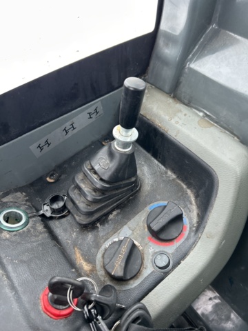 1454809-21 Kompaktlastare Kramer 5040 med skopa, gafflar, vikplog & sandspridare