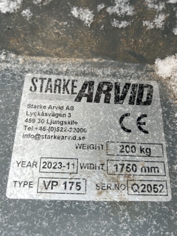 1454809-72 Kompaktlastare Kramer 5040 med skopa, gafflar, vikplog & sandspridare