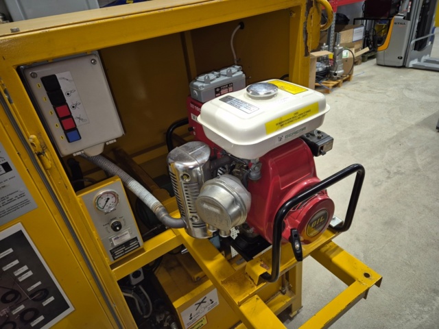 1476681-5 Ånggenerator på hjul - Bini 1000S -1984