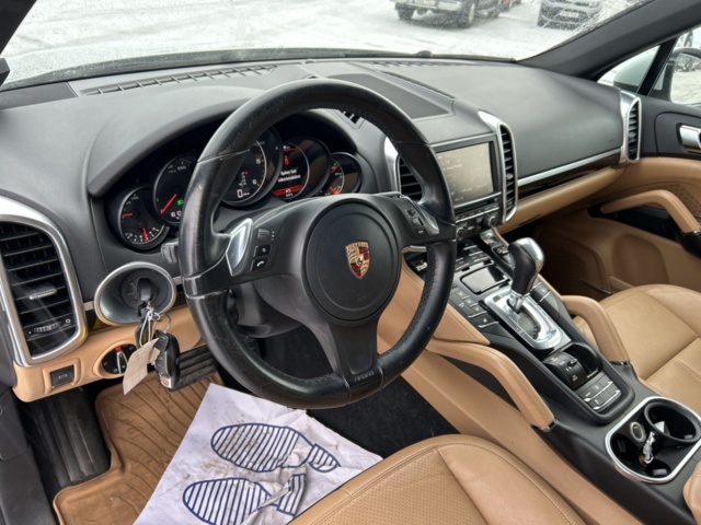 1454810-10 Porsche Cayenne Diesel TipTronic S, 245hk, 2014