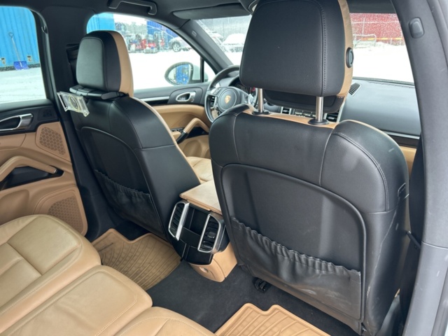 1454810-29 Porsche Cayenne Diesel TipTronic S, 245hk, 2014