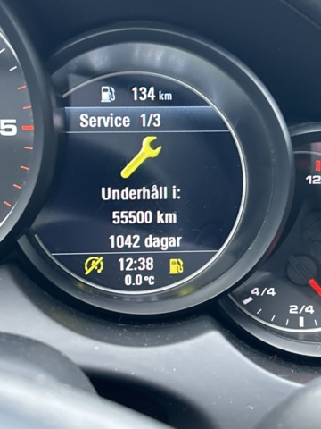 1454810-14 Porsche Cayenne Diesel TipTronic S, 245hk, 2014