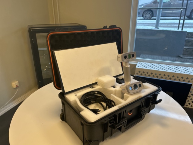 1470189-12 Einscan H 1 3D Scanner