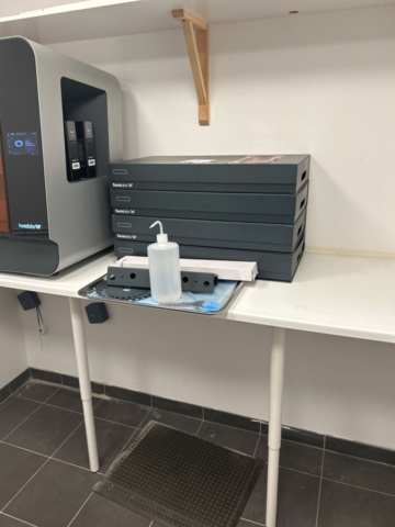 1470197-13 Formlabs 3L