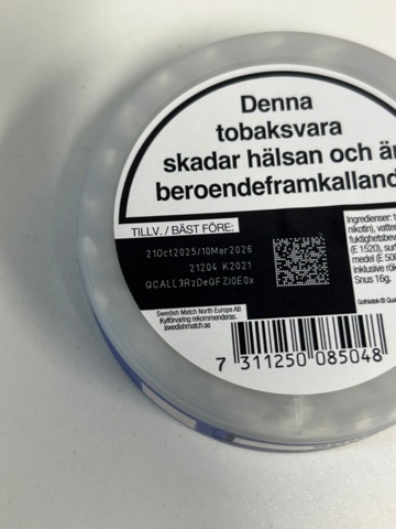 1436492-10 Lot of tobacco and nicotine products