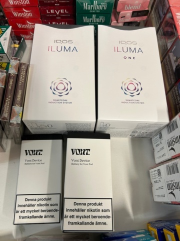 1436492-17 Lot of tobacco and nicotine products