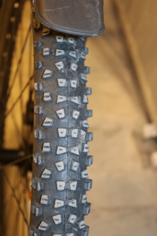 1416755-10 Bicycle White Bikes Trainer