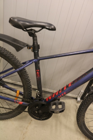 1416755-12 Bicycle White Bikes Trainer