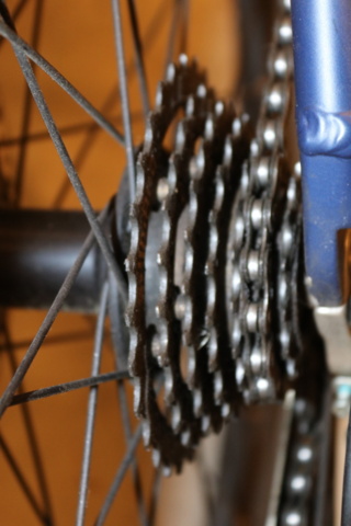 1416755-15 Bicycle White Bikes Trainer