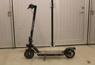 1416757 Electric Scooter E-Wheels