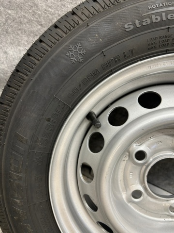 1436493-10 various tires on rims 10pcs