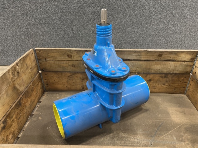 1476740-1 Wedge gate valve Hawle 4200, Smooth end 200 P