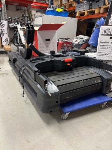 1443724-9 Löpband - Alpha Runner AR22.1 (demonterad, säljes i delar)