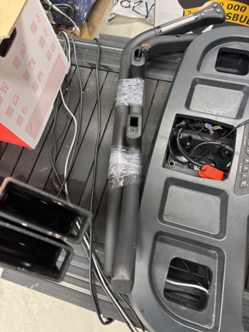 1443724-11 Löpband - Alpha Runner AR22.1 (demonterad, säljes i delar)