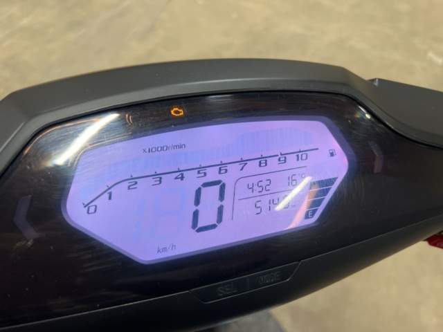 1351394-16 Moped - Invicta Semper -2024