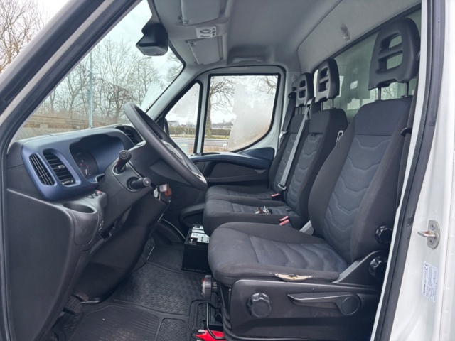 918941-9 Iveco Daily 35-160 Chassis Cab 2.3 JTD Hi-Matic, 156hp, 2018