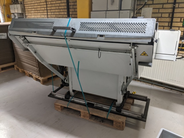 Lathe bar feeder / magazine - IEMCA VIP80E-II - PS Auction - We value ...