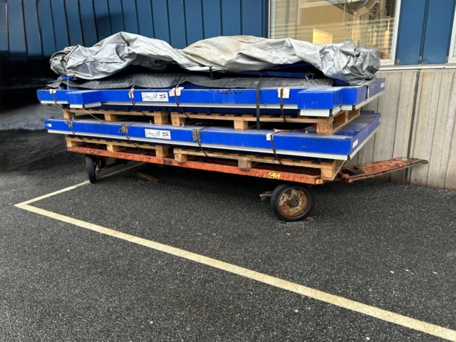 1411412-3 Fast arbetsplattform för industriell miljö – EDMO LIFT 1 styck