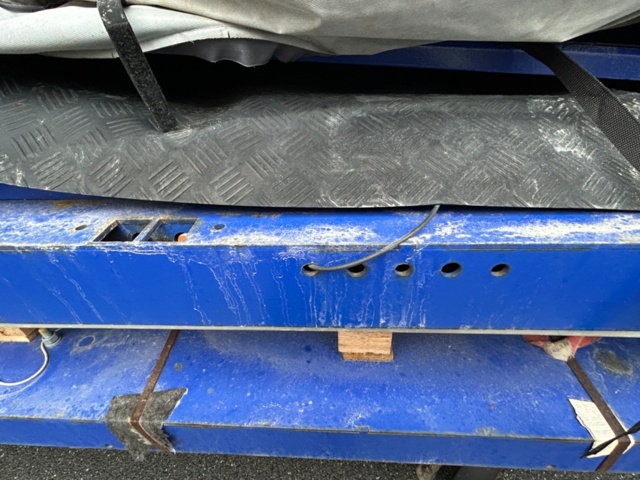 1411412-6 Fast arbetsplattform för industriell miljö – EDMO LIFT 1 styck