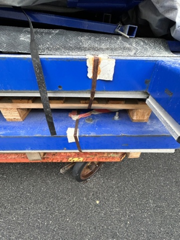 1411412-10 Fast arbetsplattform för industriell miljö – EDMO LIFT 1 styck