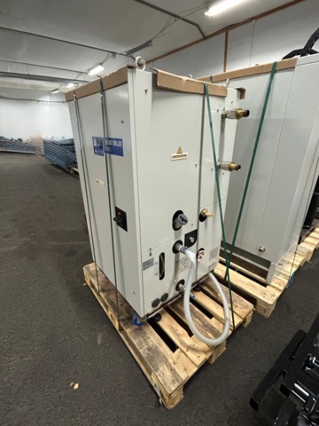 1411413-4 Industriell vätskekylare för laser – SMC Thermo chiller – 2022