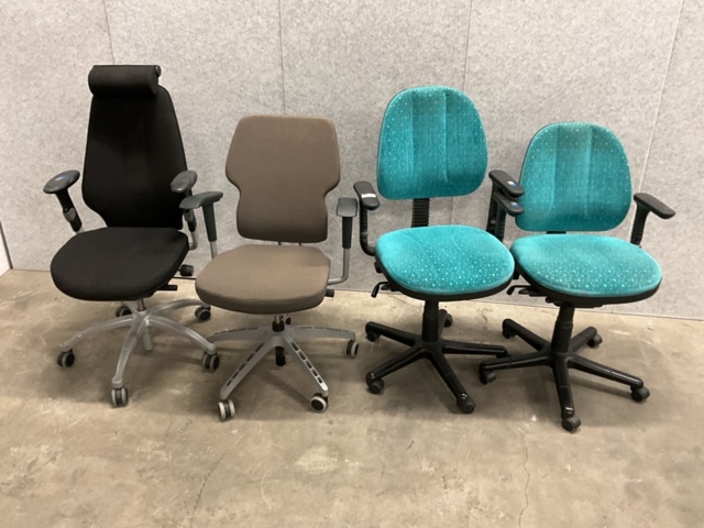 1472944-1 Office chairs 4 pcs