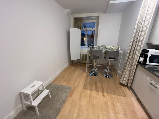 1443779-1 Möbler och köksutrustning