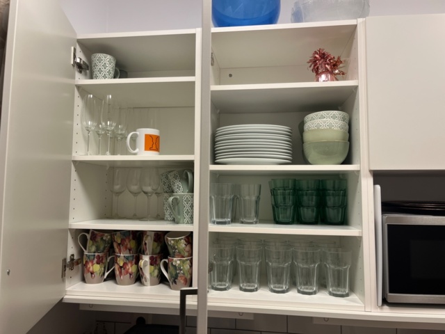 1443779-5 Möbler och köksutrustning