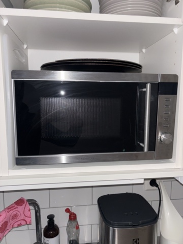 1443779-9 Möbler och köksutrustning