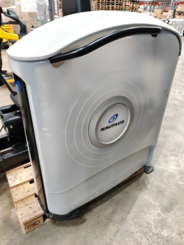 1476807-14 Leg press machine, Nautilus One