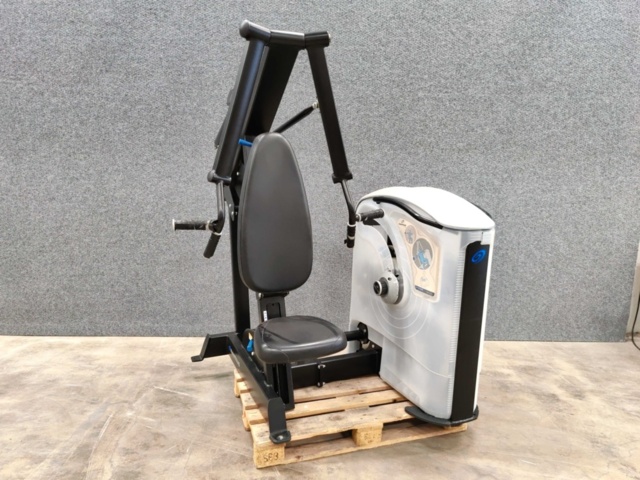 1476809-1 Chest press, Nautilus One