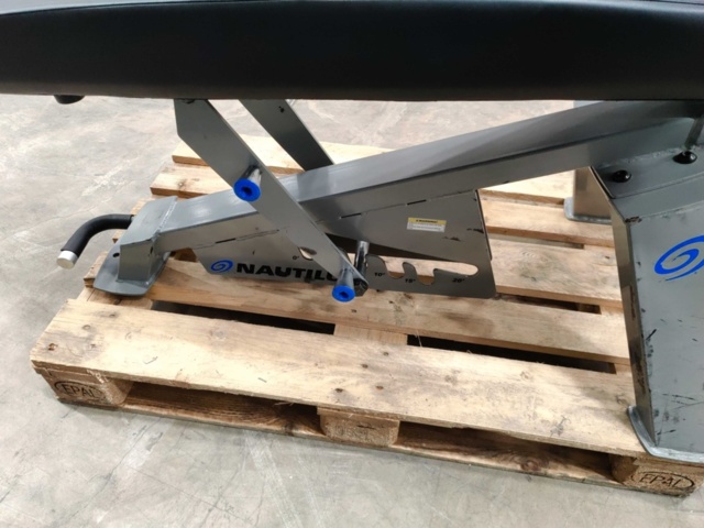 1476810-8 Sit-up bench, Nautilus