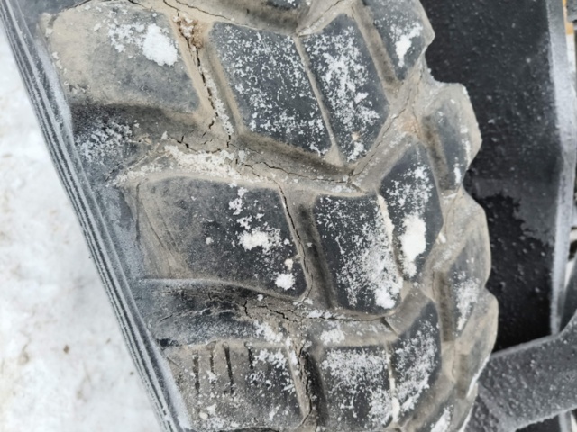 1401243-16 Lastmaskin Volvo L50 (Reparationsobjekt)