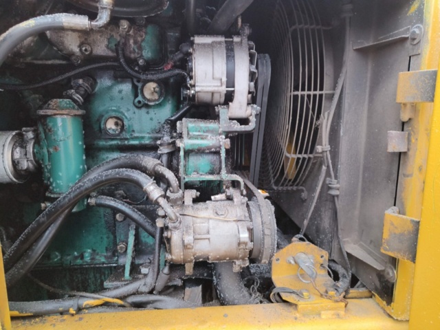 1401243-43 Lastmaskin Volvo L50 (Reparationsobjekt)