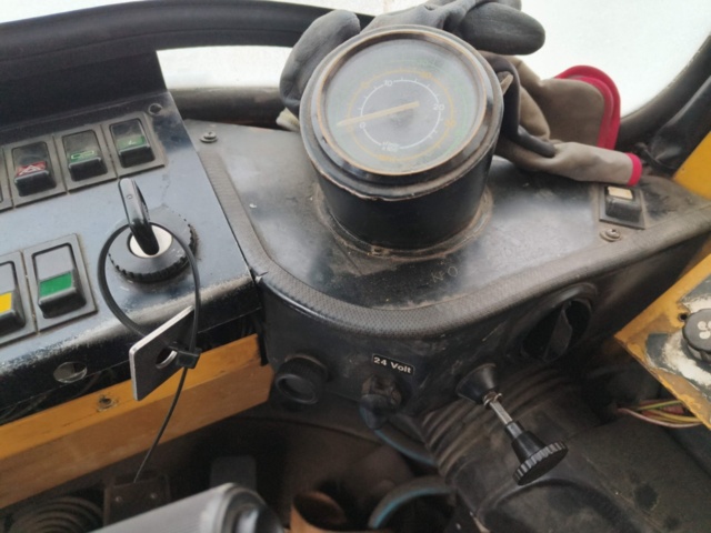 1401243-73 Lastmaskin Volvo L50 (Reparationsobjekt)