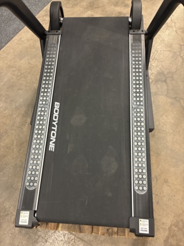 1476824-16 Manual treadmill, Bodytone