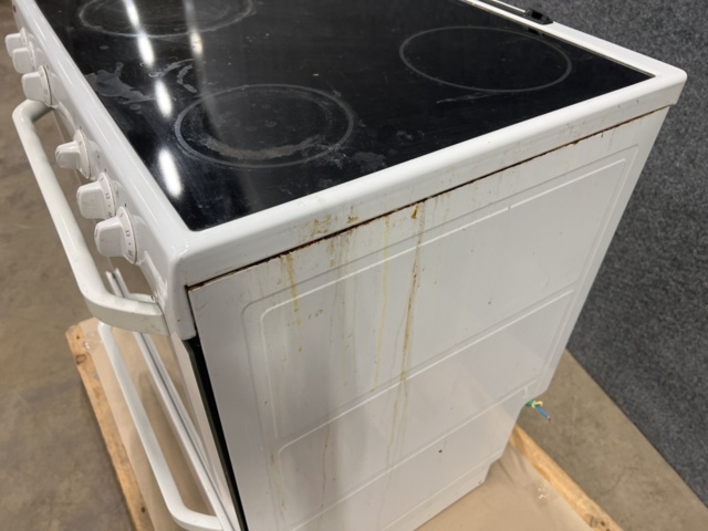 1477080-7 Stove Electrolux EKC70010W