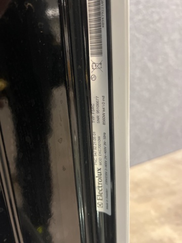 1477080-11 Stove Electrolux EKC70010W