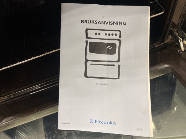 1477081-12 Stove Electrolux EKE7100