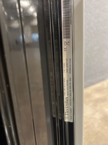 1477088-9 Stove Electrolux EKC70010W