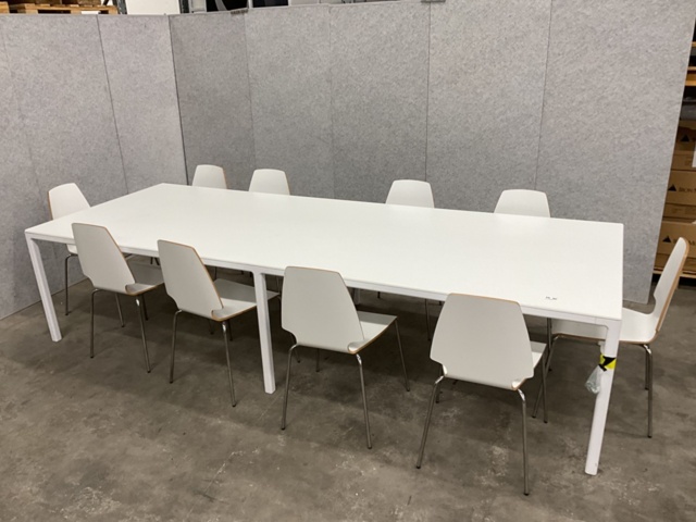 1472960-10 Conference furniture / Dining room furniture - Tables and chairs