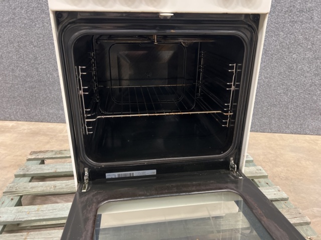 1477092-7 Stove - Electrolux EKC510101W