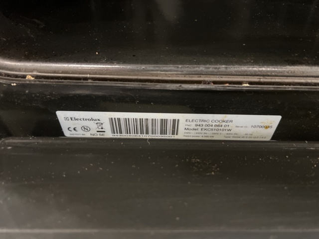 1477092-8 Stove - Electrolux EKC510101W