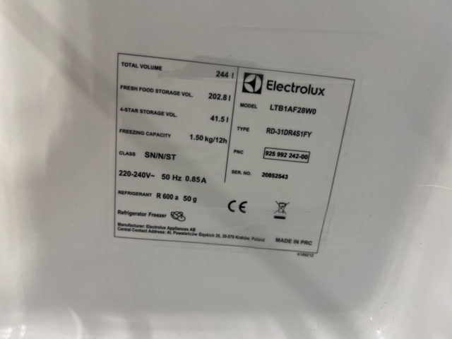 1477112-12 Fridge & freezer - Electrolux LTB1AF28W0