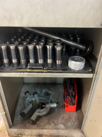 1470180-13 Revolver svarv