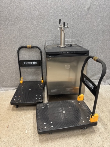 1442281-1 Beer cooler with tap - Mangrove Jack's BM168