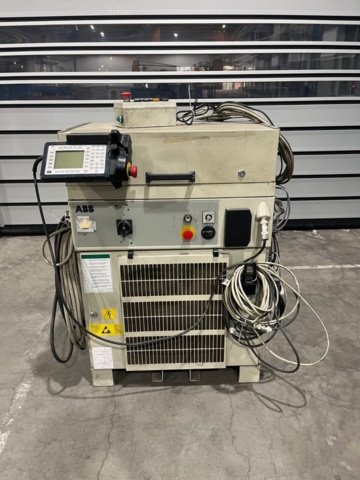 1421731-8 Svetsrobot med svetsbord - Robotics ABB IRB1400 ABB